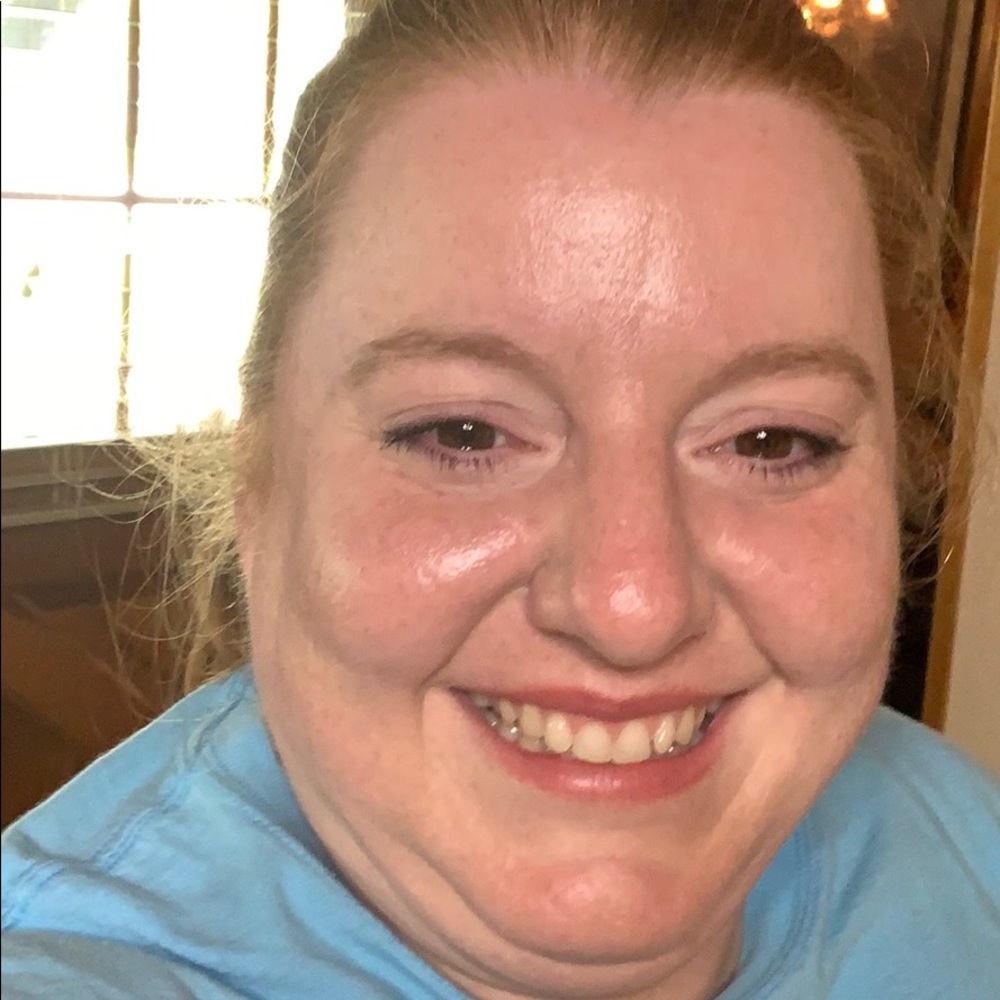 Meet your Posher, Tiffany